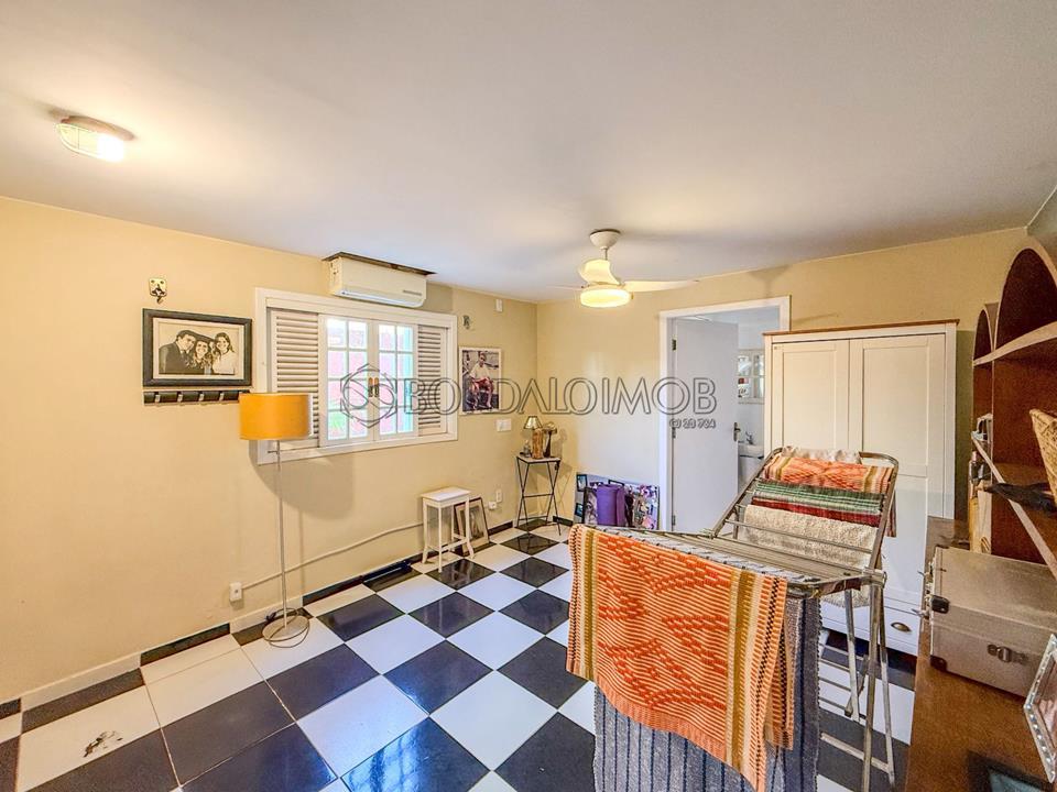 Image Property