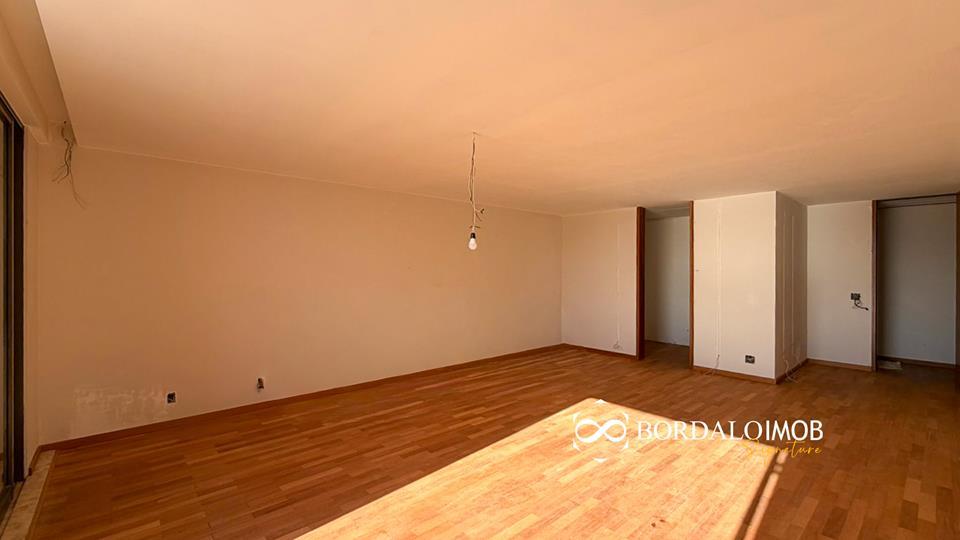 Image Property